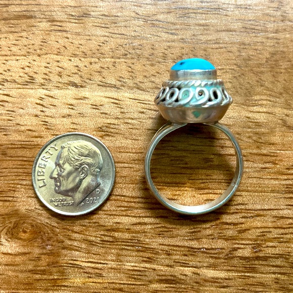 Sterling Silver Ring with Genuine Turquoise—Size 8 - Picture 3 of 7